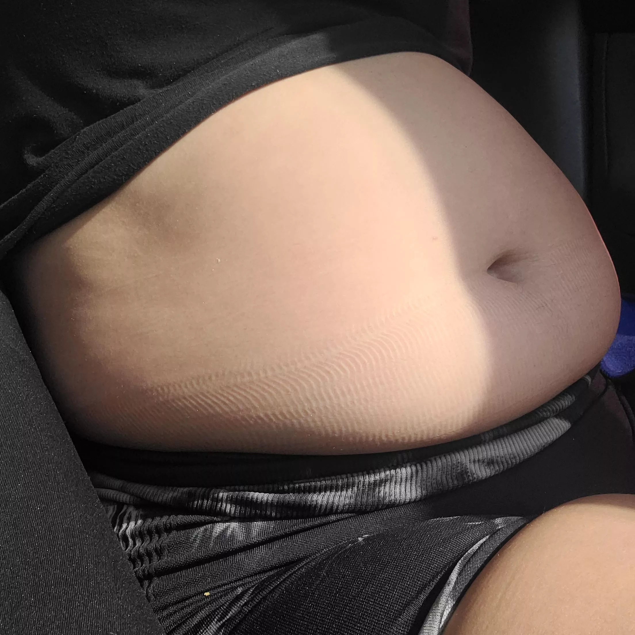 Tight shorts 😳 posted by ivanelysS