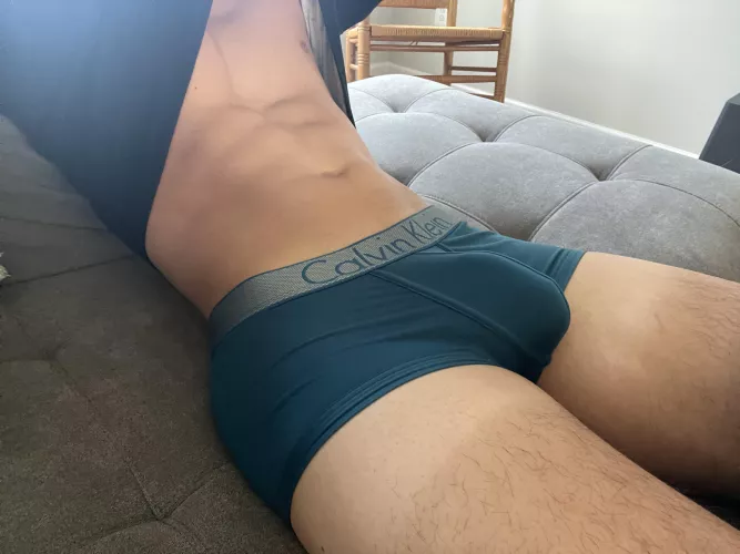 waking up 🥱 by dlfit4335