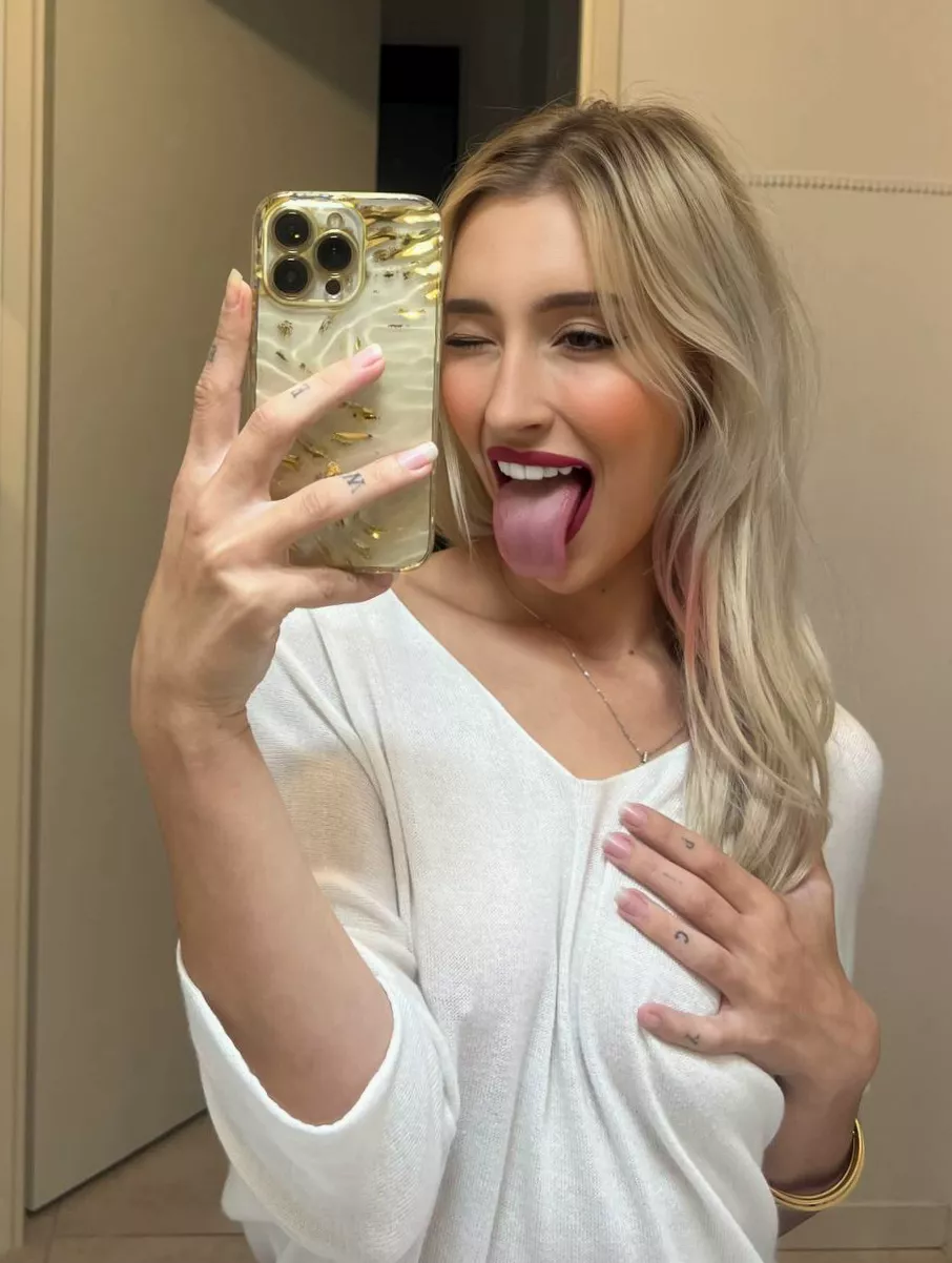 Wide open for you posted by Darling_Sweety0