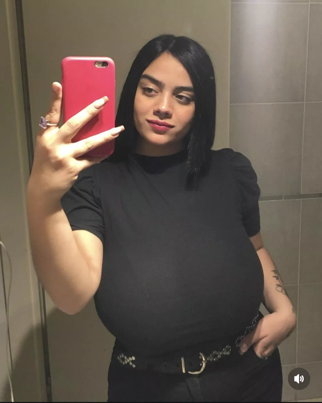 Wowwww posted by ComprehensiveSpare43