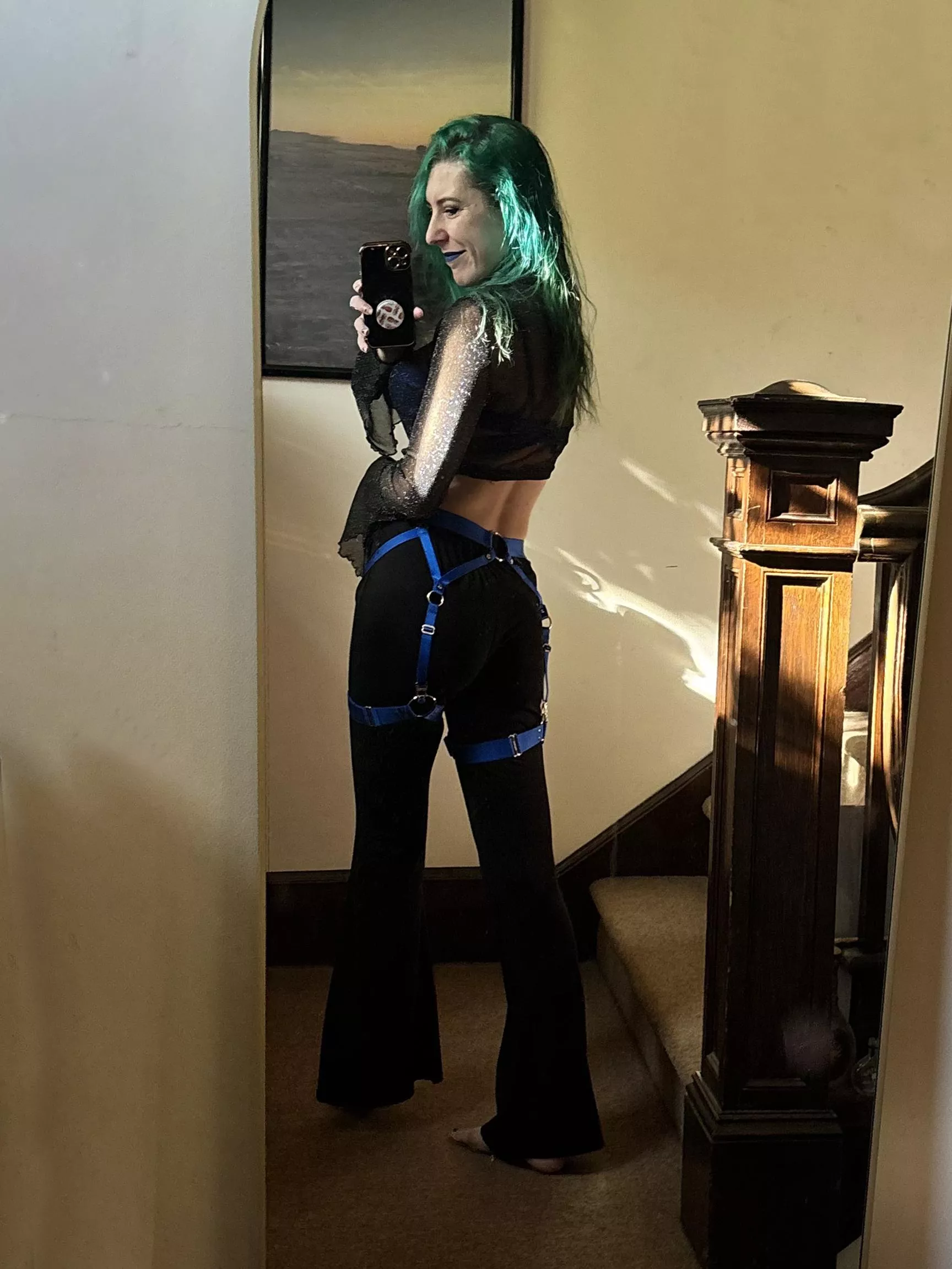 Yoga pants and a garter belt posted by sirenskiss3