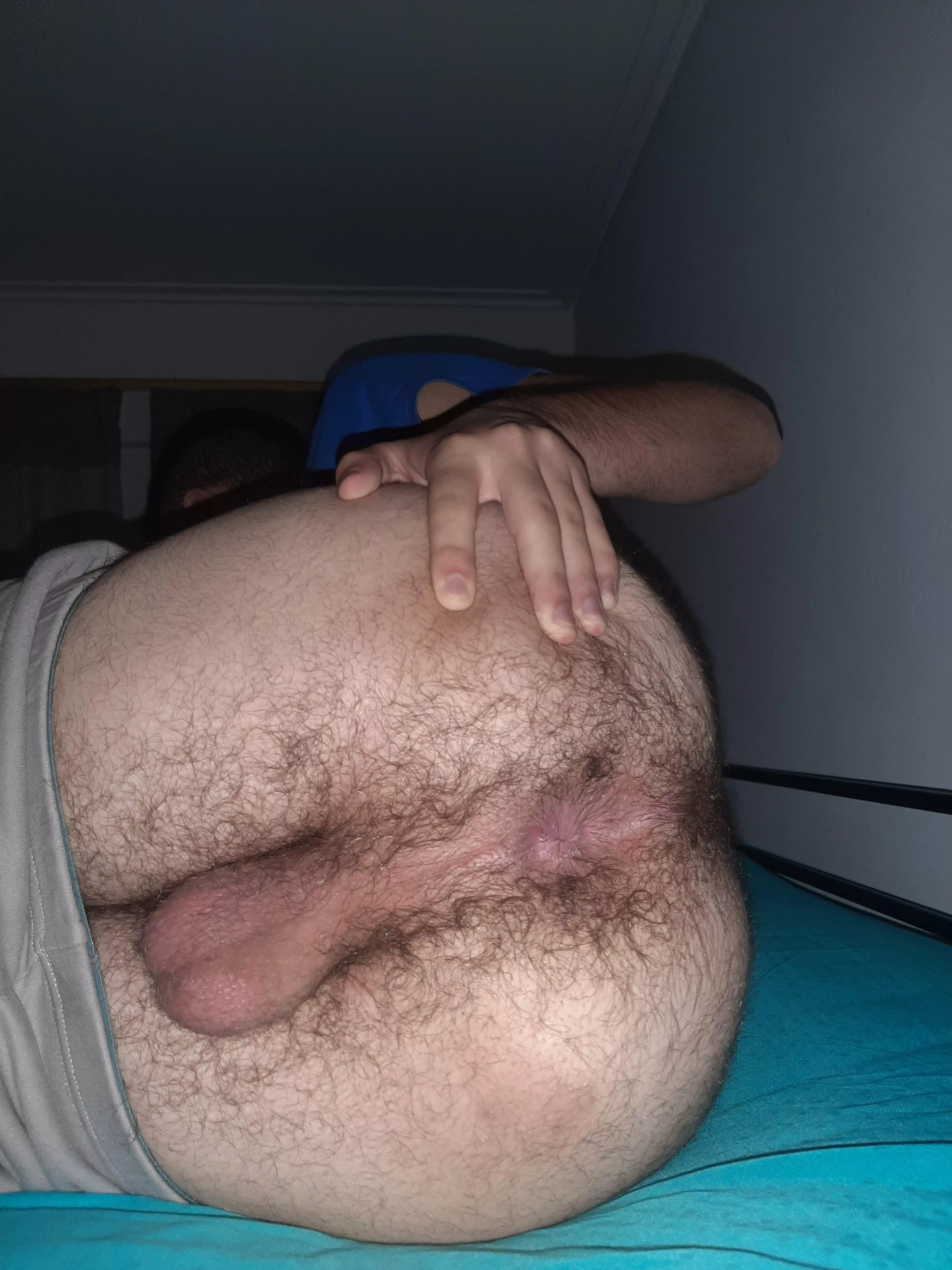 Age(18) I am top, but do you appreciate my hole? posted by hairyhungboy223