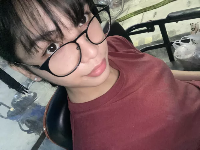 am i pretty with my new bangs? by SexyCake123