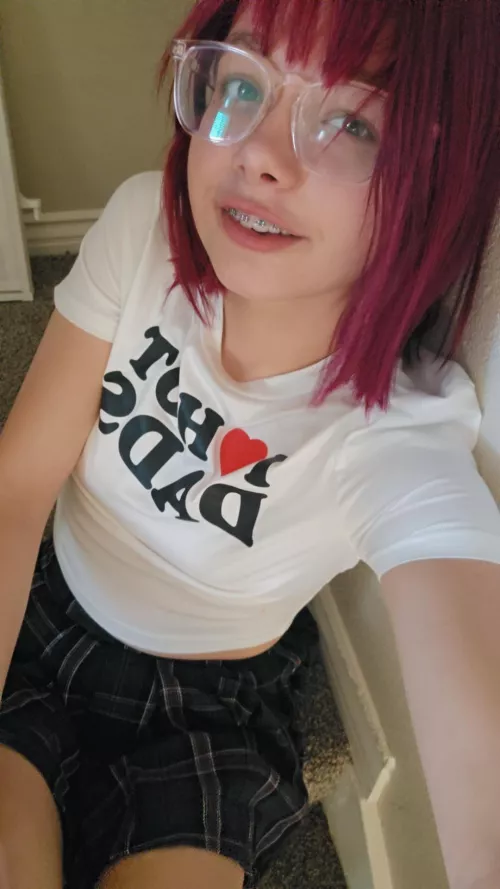 Can u tell what my shirt says😂 by LilpirahnaX