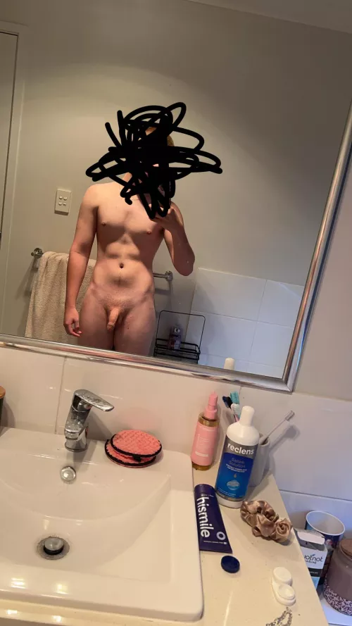 Curious what people think of me 18(m) by Itizwhatitiz06