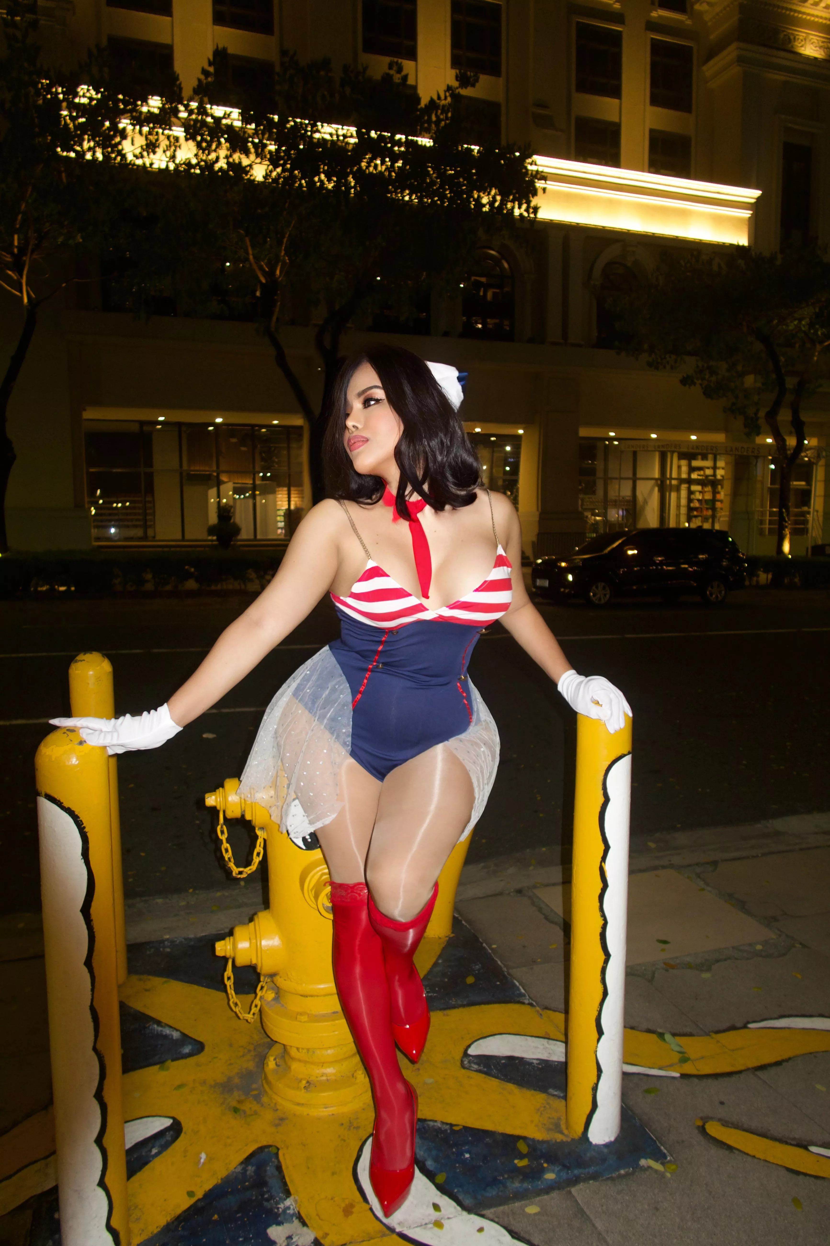 Happy halloween  posted by Hopevolufituaeb