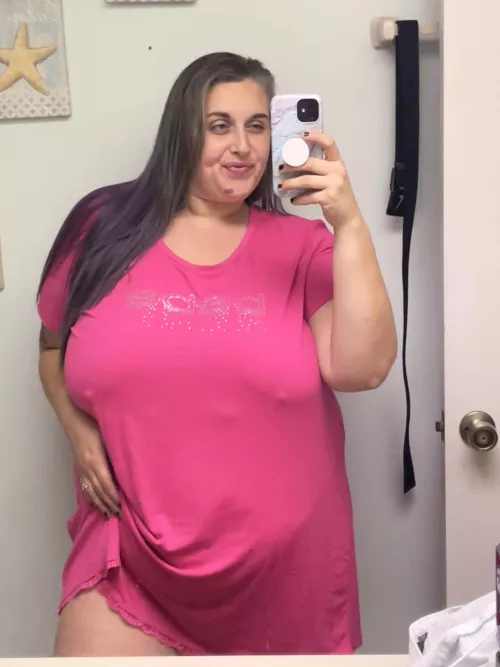 Hi 💖 by titzntequila