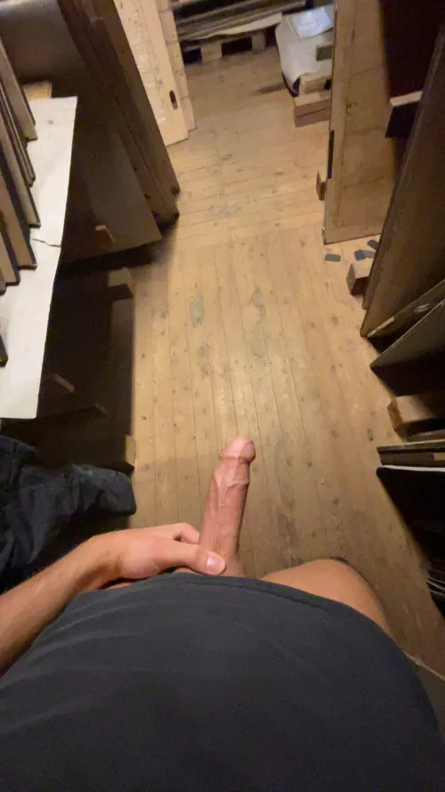 I got horny at work  by MOE1WANTU