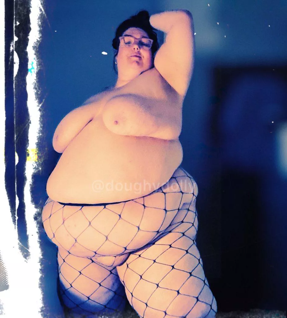 I hope you like my fupa in these fish nets❤️ posted by doughydolly