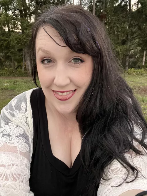 I love being a tease ;)  by mischievousmissy7