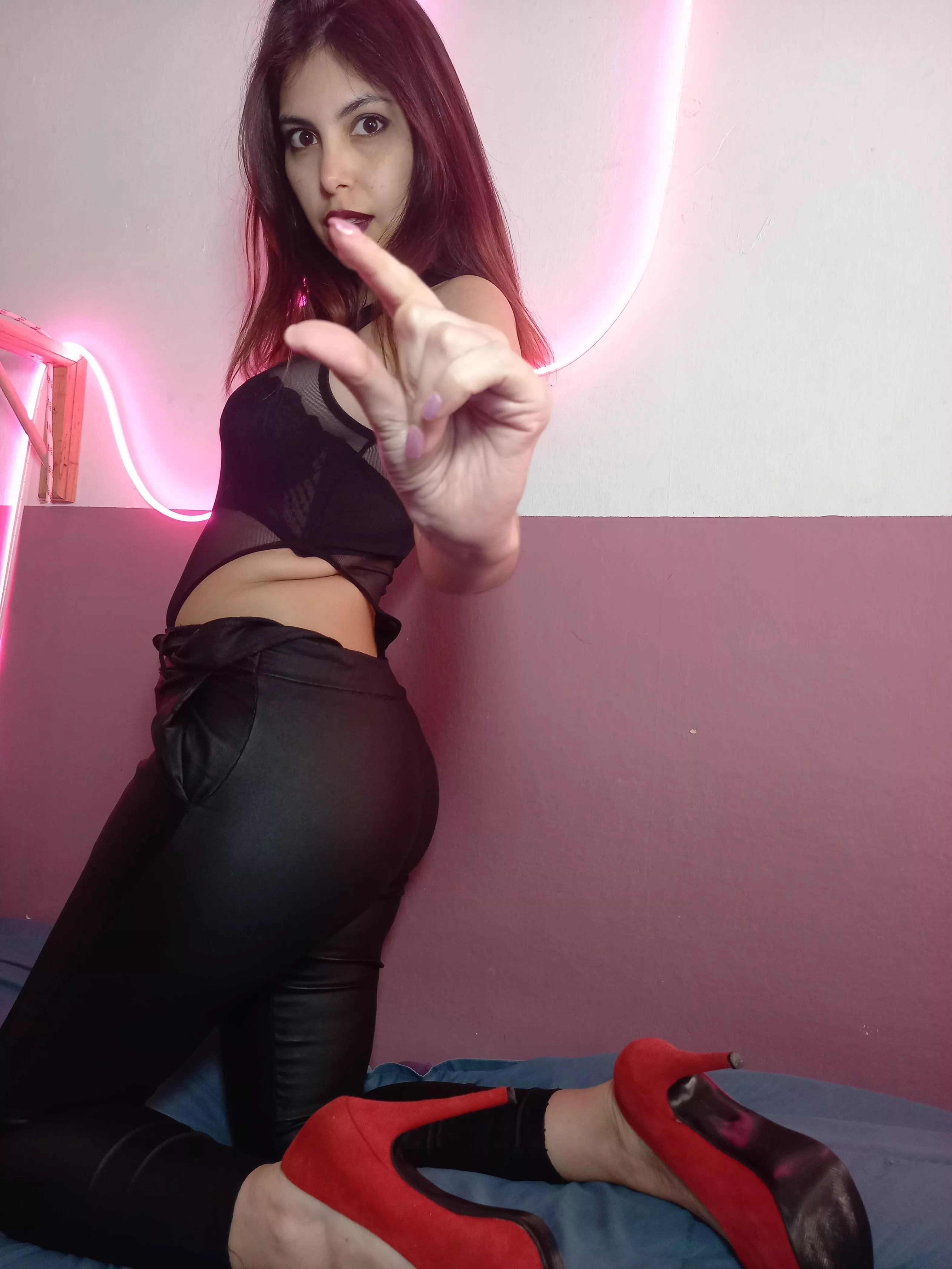 It would handle you and your little thing posted by Marbelr