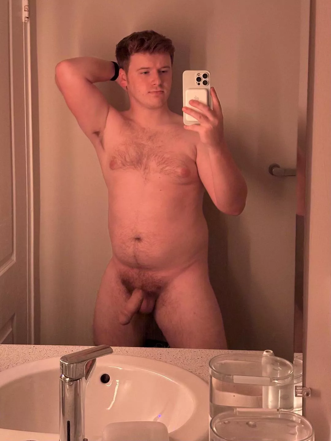 It’s my birthday 🥳 [27] posted by thewinterson