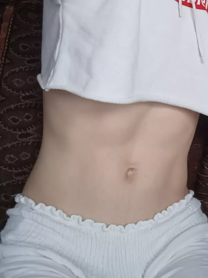 Just a cute lil tease posted by TheSweetestBubble