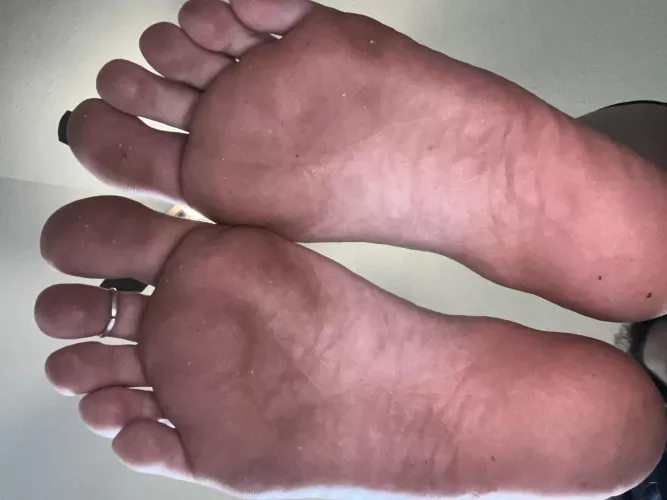 Let me smother your face with my soles (Philly Pa)  by Purple_Rush_9667