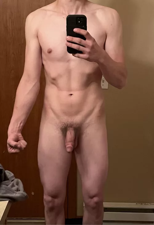 (M)21 5’10” 150lbs what do y’all think by SmellEfficient4028