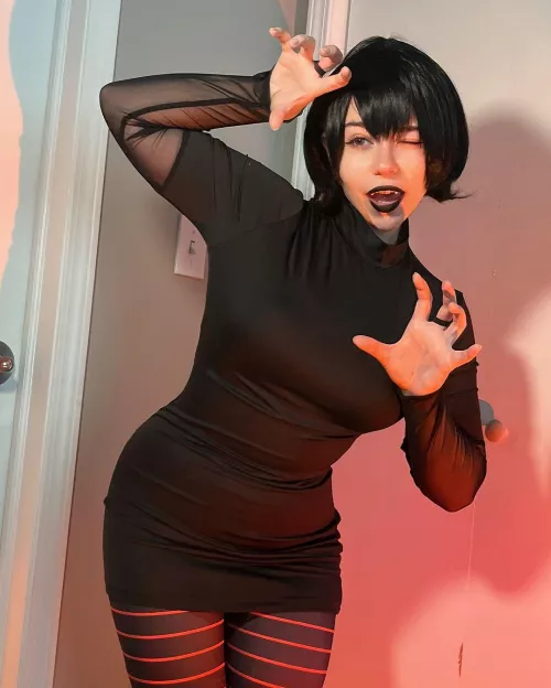 My Mavis Cosplay from Hotel Transylvania (not_sugashi) by not_sugashi
