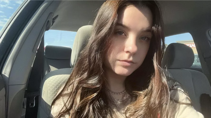 one day until my birthday piggies, i want to hear your wallets screaming for me💋 by PrincessTootsH