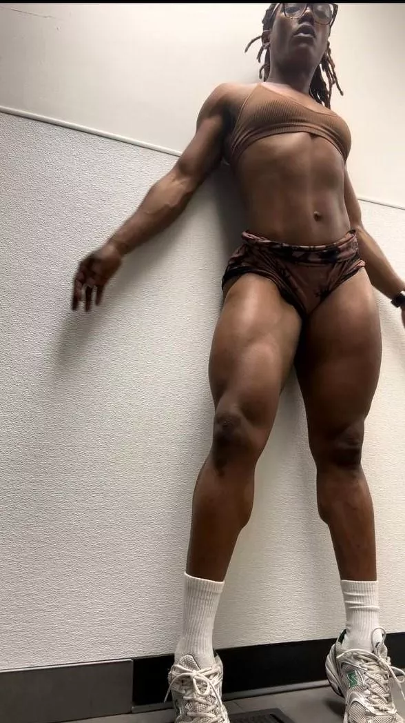 Petite, fit, and hopefully your type  posted by Personal_Zucchini207