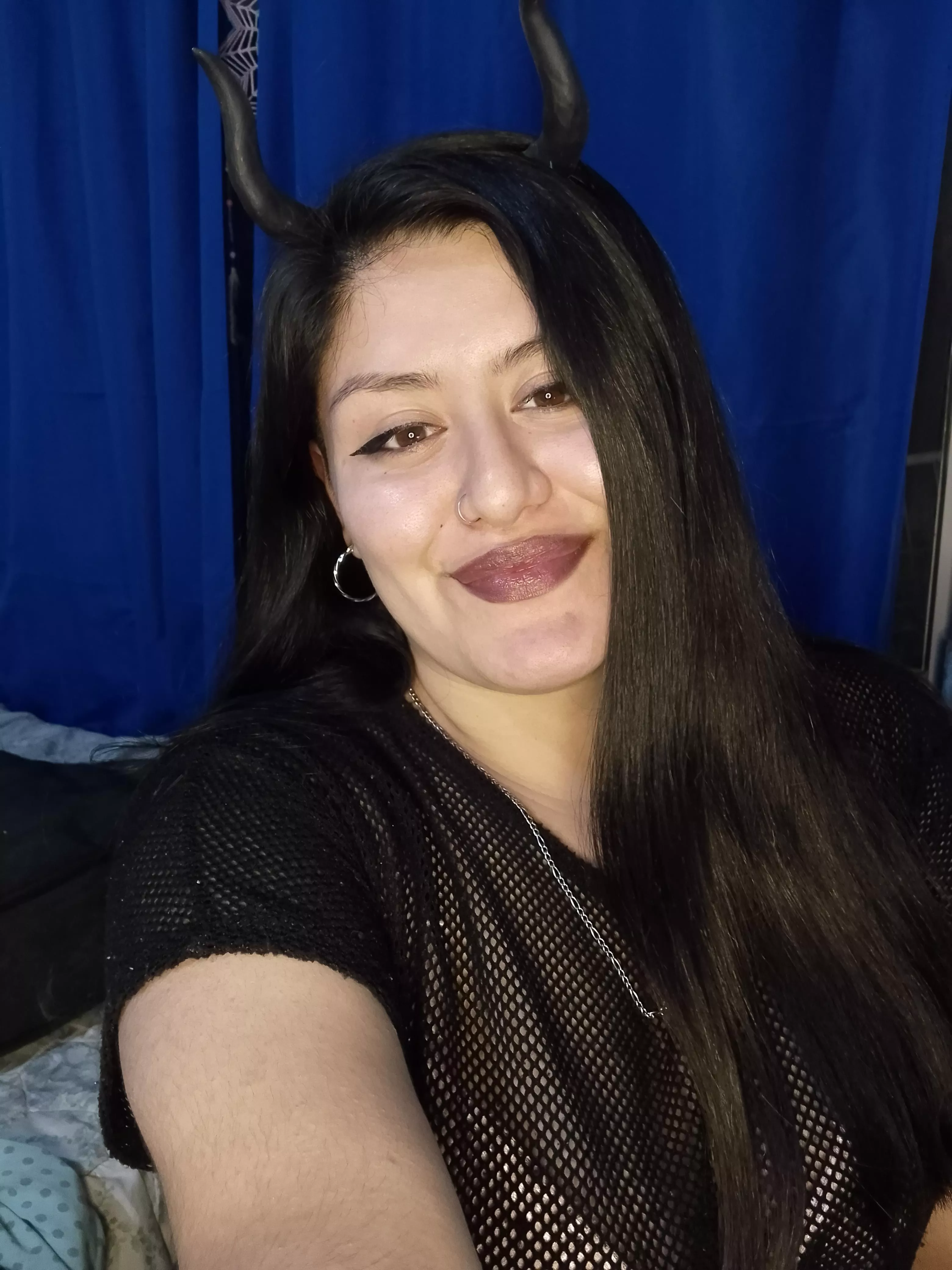 Ready for Halloween  posted by CurvyDragona