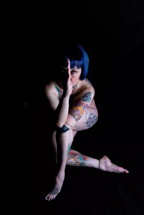 Shape, form, light, color by g-sqrd