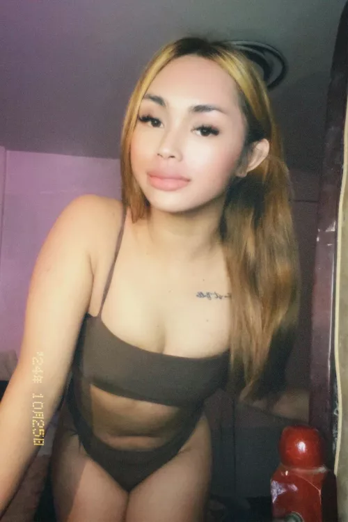 so cold tonight 🥶⛈️ by Jadeflamingo_