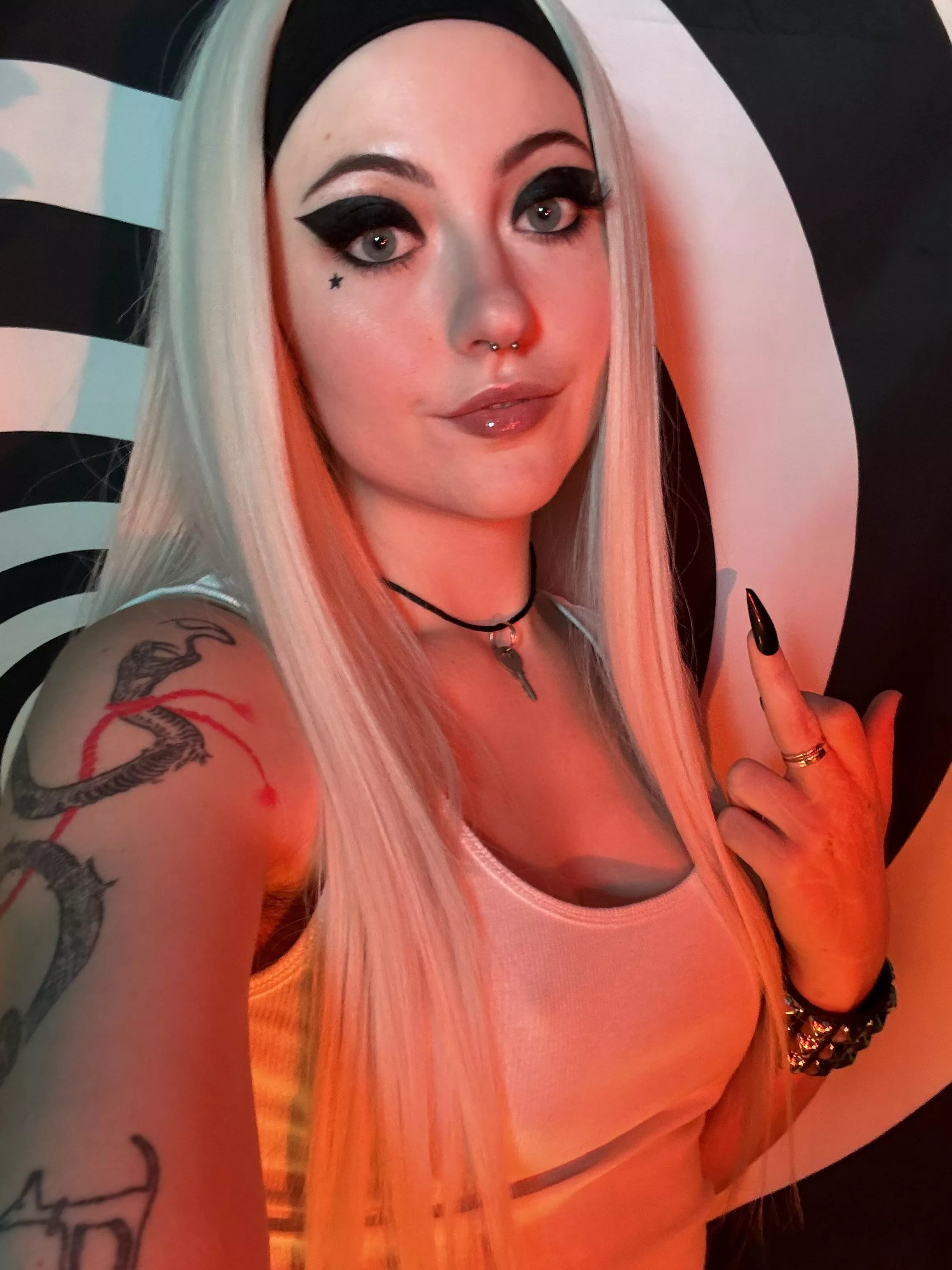 ur so weak this is all it takes to trigger a relapse posted by goddessdraculin666