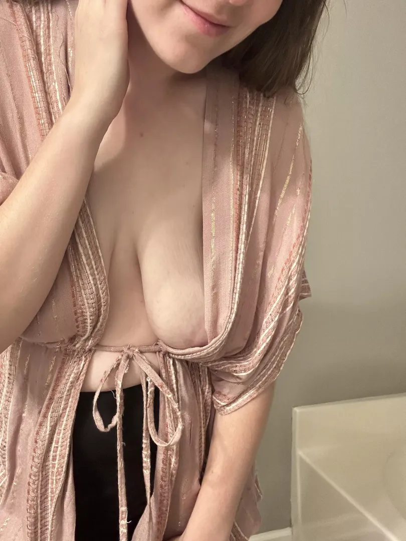 Was about to go to dinner. I felt something was missing. Oh well  posted by ManualMama