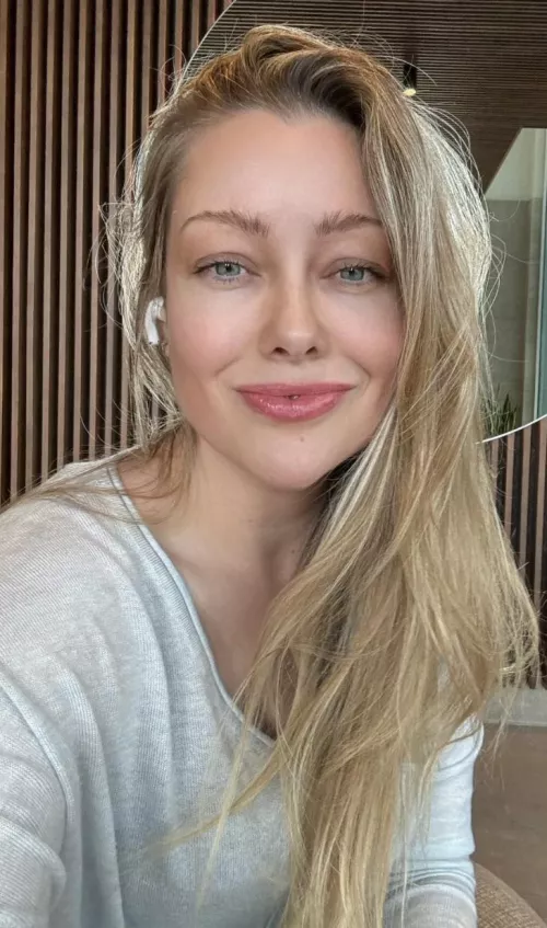 What Is She Thinking? by Usernumber2099