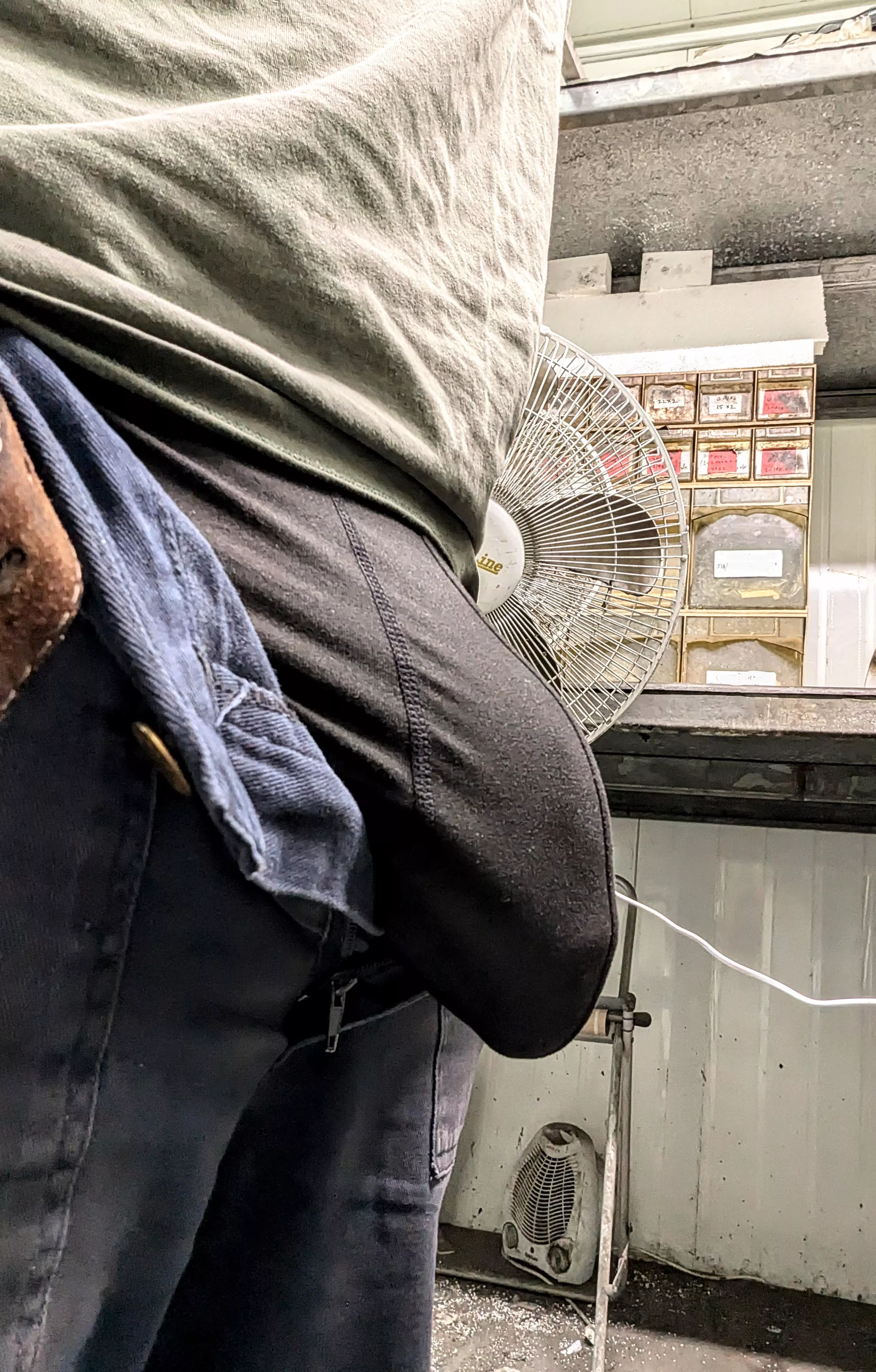 (42) gotta let the big guy out every once in while  posted by AMPE82