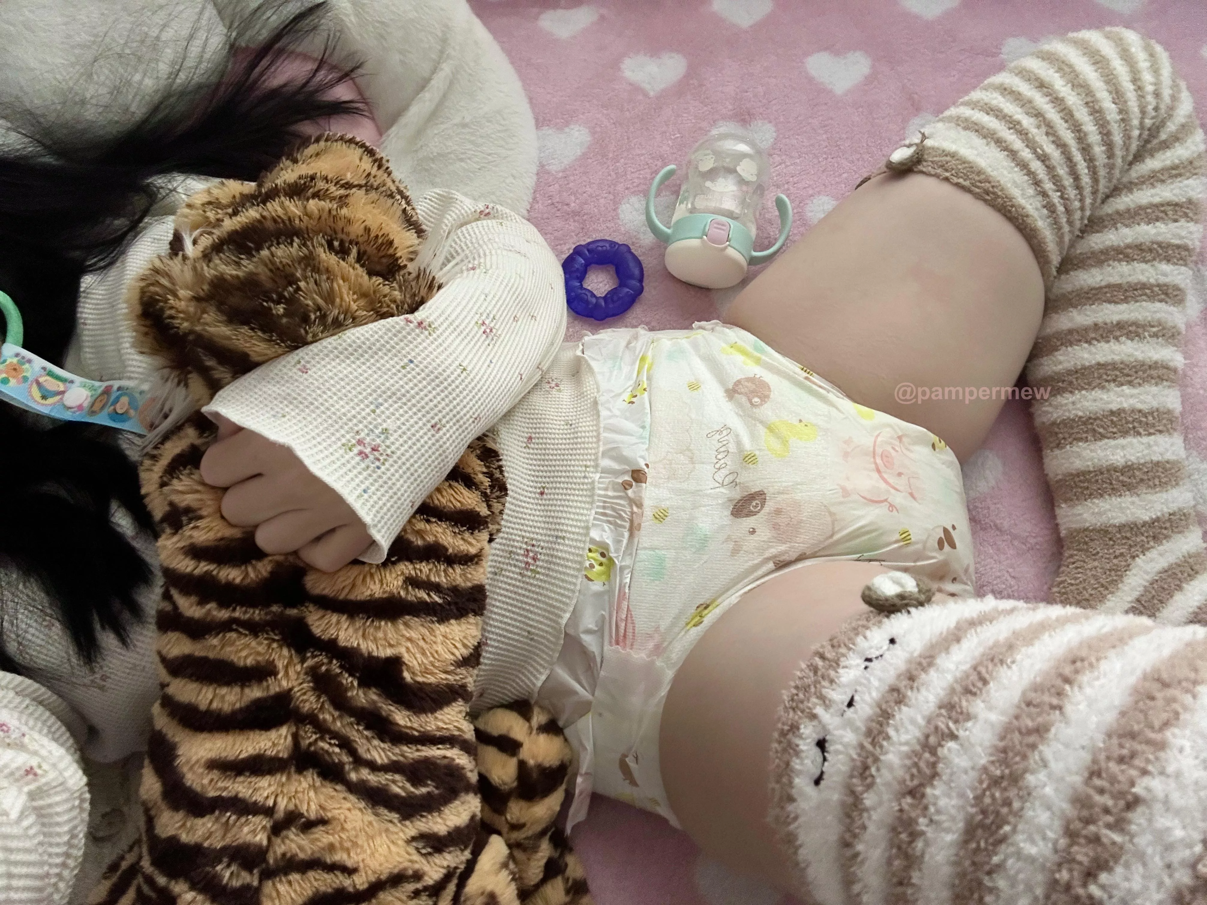 barnyard baby 🐏 posted by pampermew