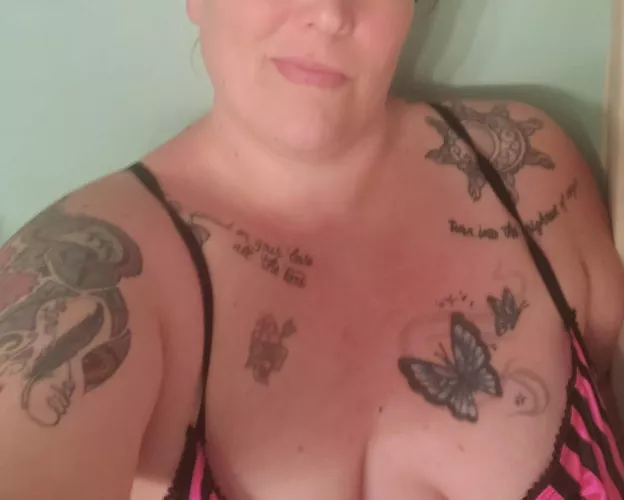 BBW Mommy Domme  by Bbwmama82