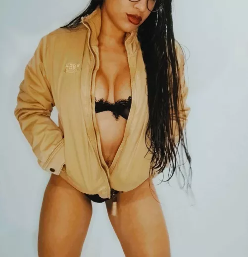 be happy to play with me, I usually have fun too
I offer [gfe] [pic][vid] and [dickrate][sexting] [cam]... by Noasweet