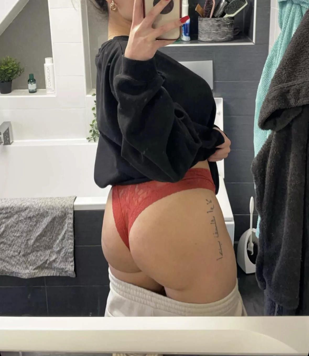 Be honest: is my ass big enough? posted by Previous_Wonder_7977