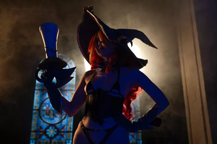 Bewitching Miss Fortune by Tanuki_tyan
 by tanuki_tyan