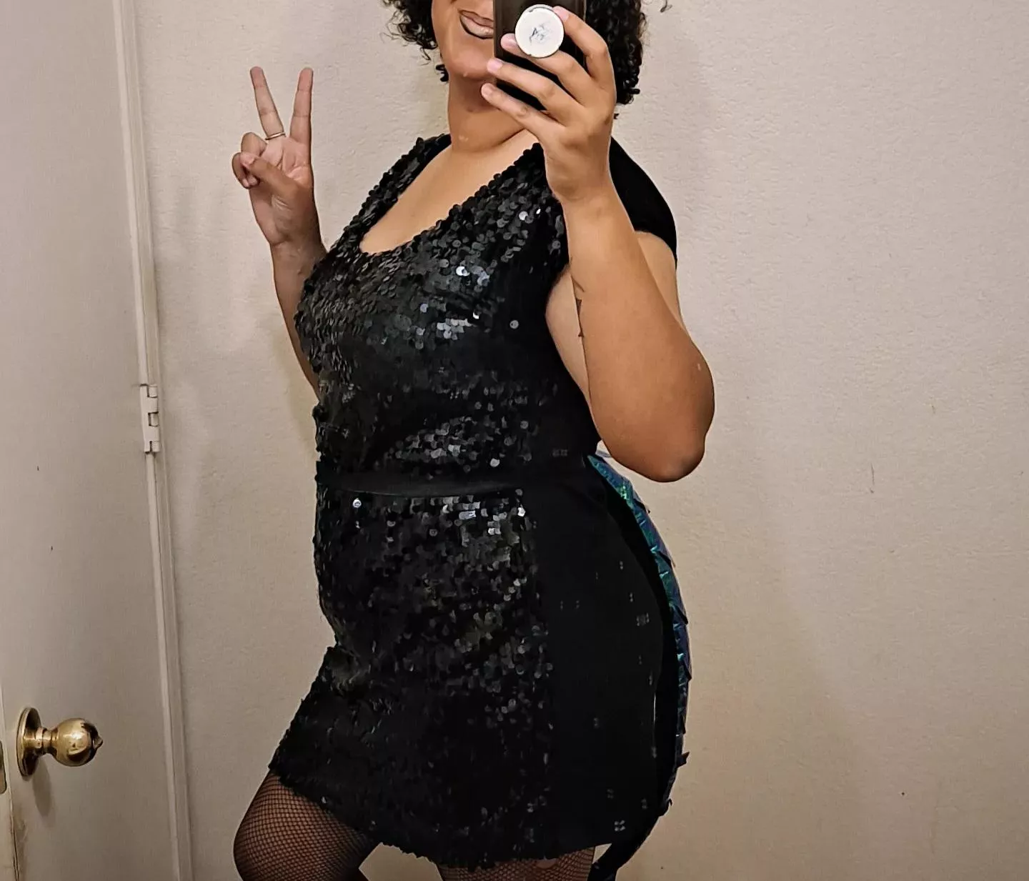 Dressed as a classy dragon for halloween posted by Ellieerotica2