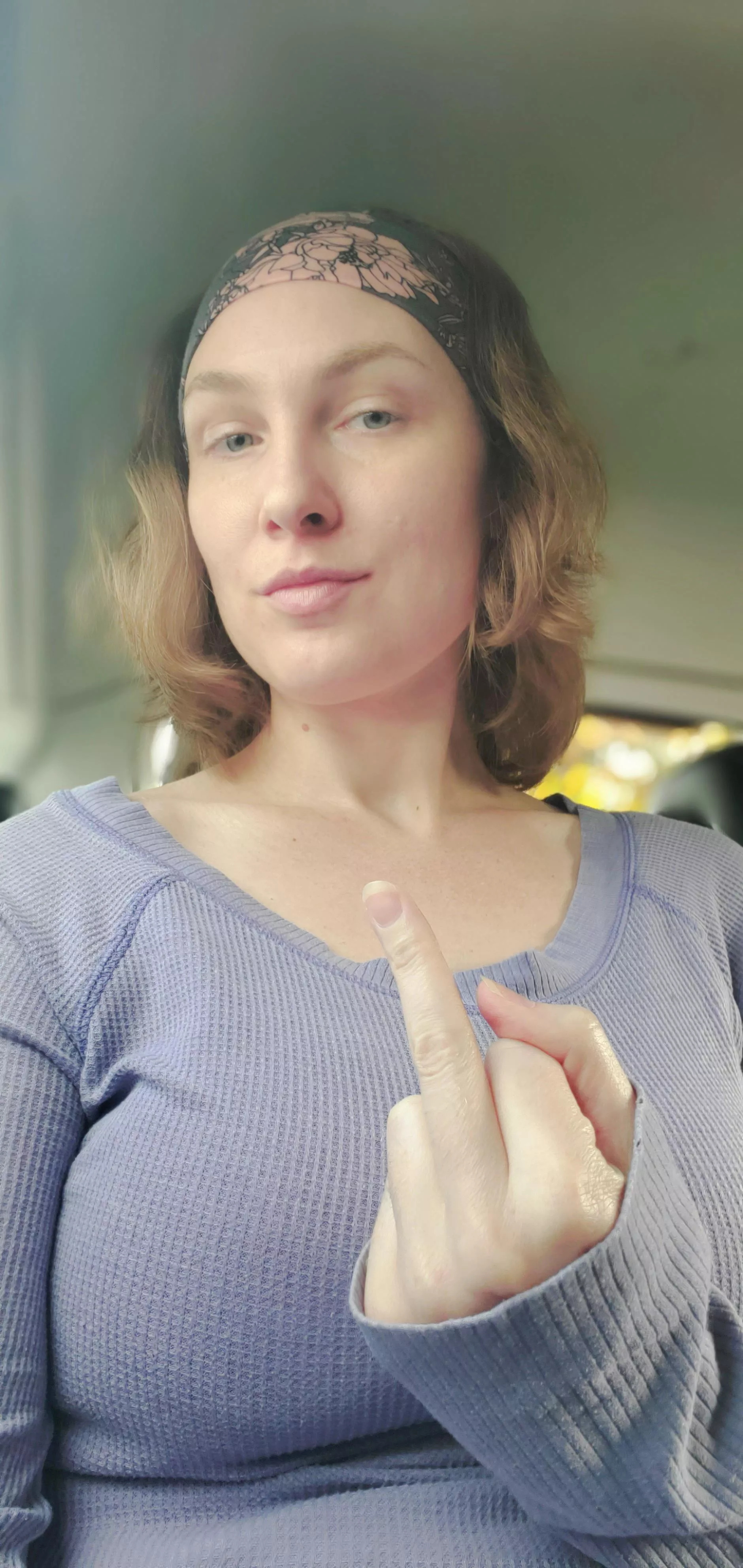 Flipping you off in the back of a Lyft (say thank you) 😘 posted by Queen_Sorsha