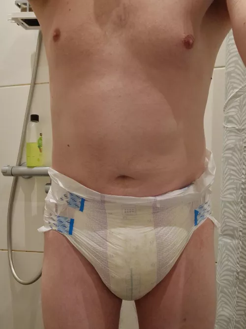 How come I'm already wet when I haven't even turned on the shower yet? by IkVerschoonJe