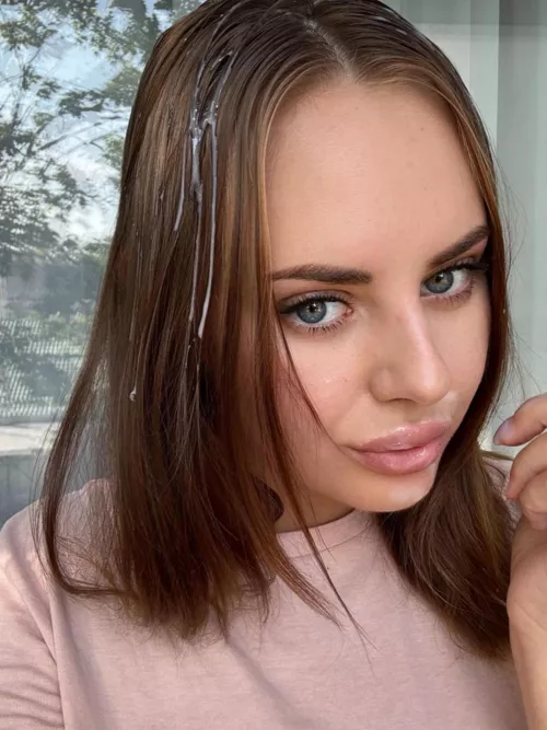 I get pleasure from cum on my brunette hair by _Curlyy_