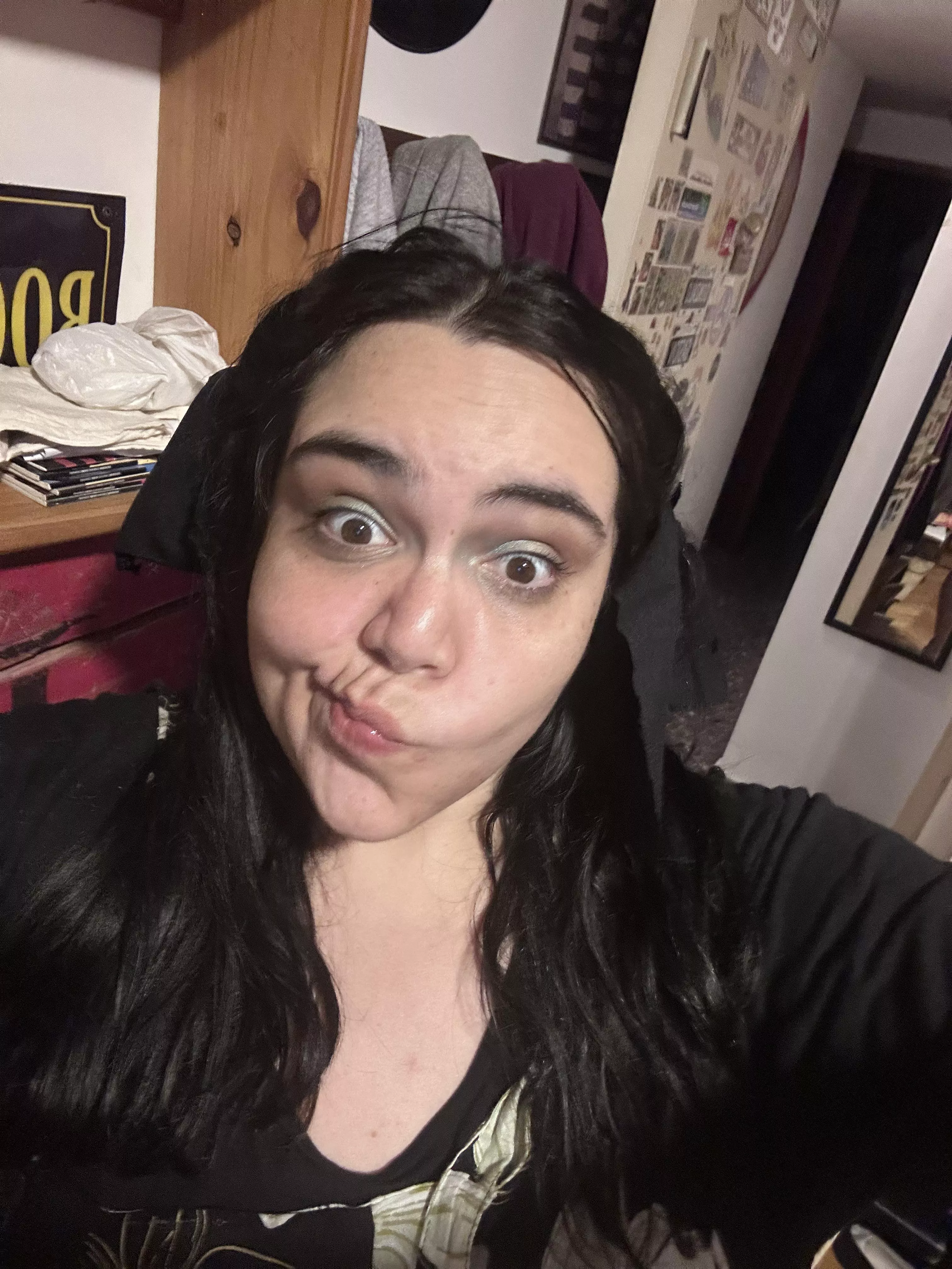 im expressing myself  posted by honeyhotgirl