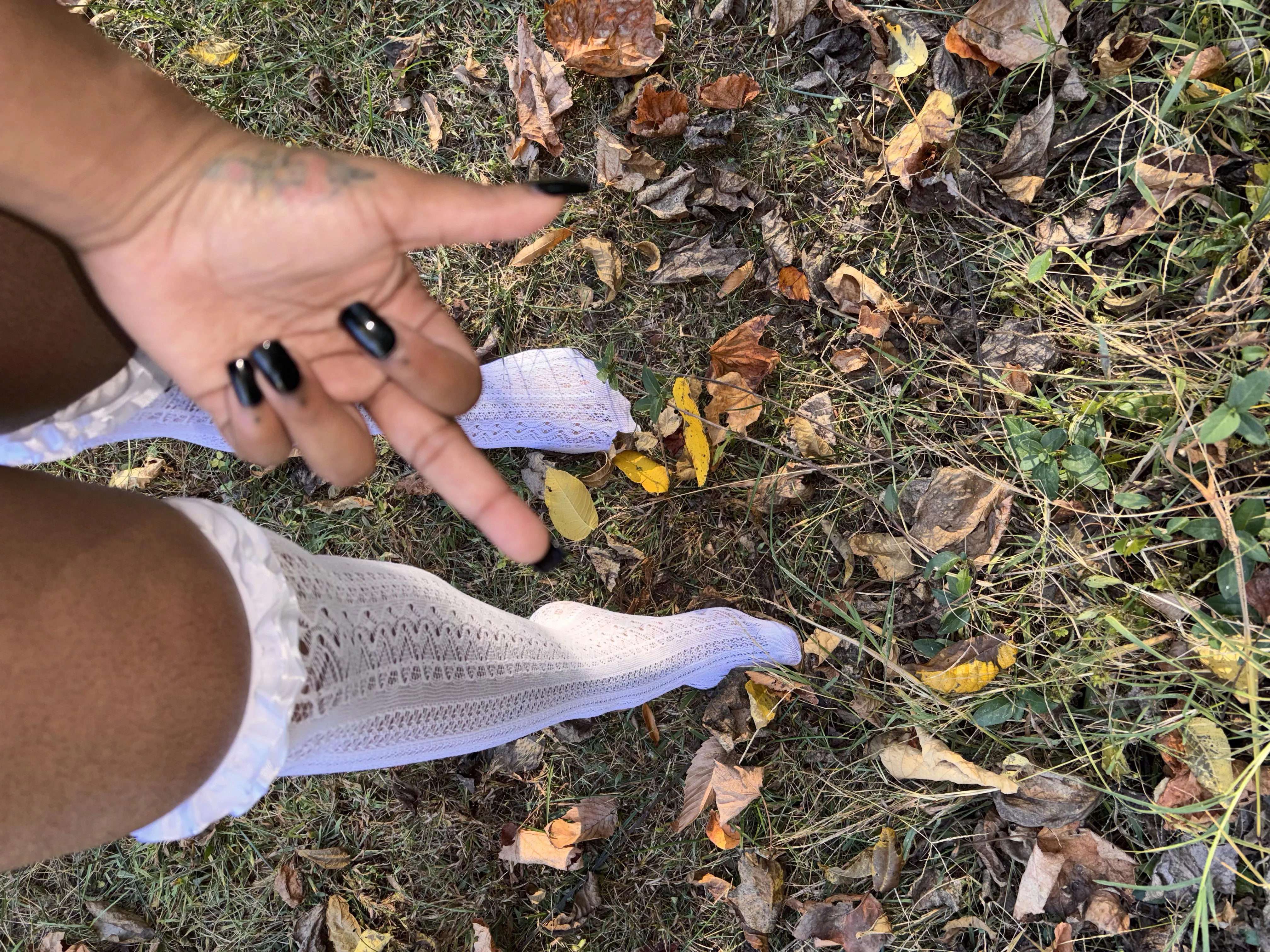 Kneel and suck it  posted by Goddesssxalicia