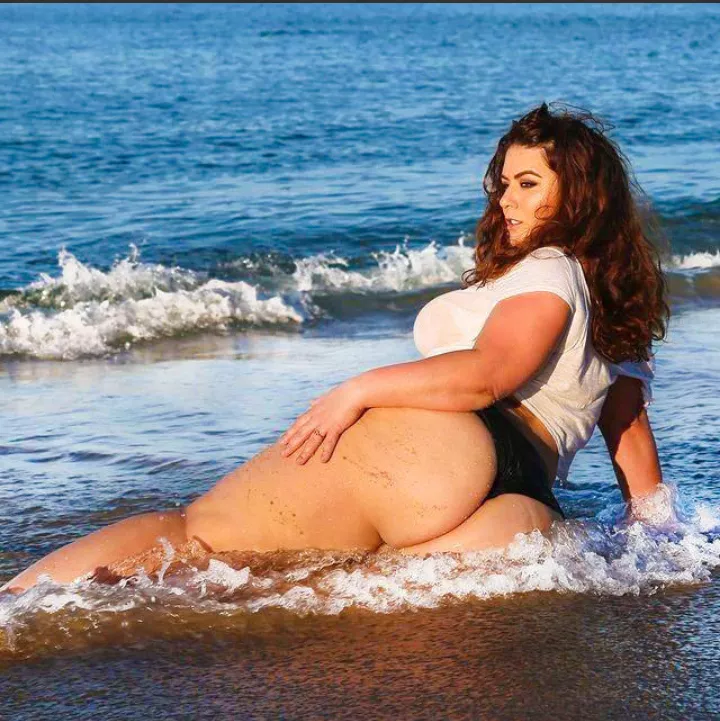 London Andrews  posted by evenflow_2991