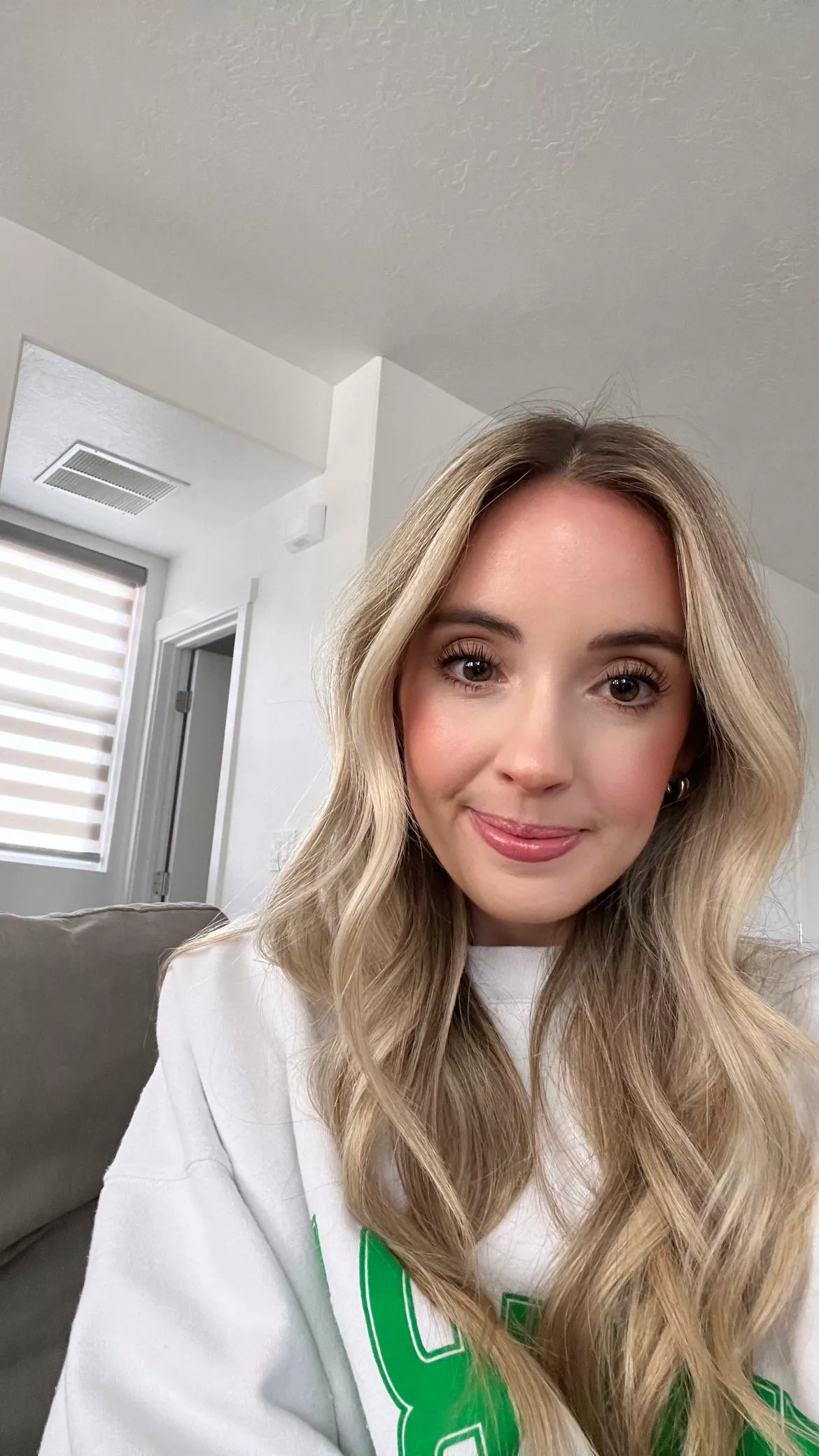 Me :) I’m 32  posted by vegansoda