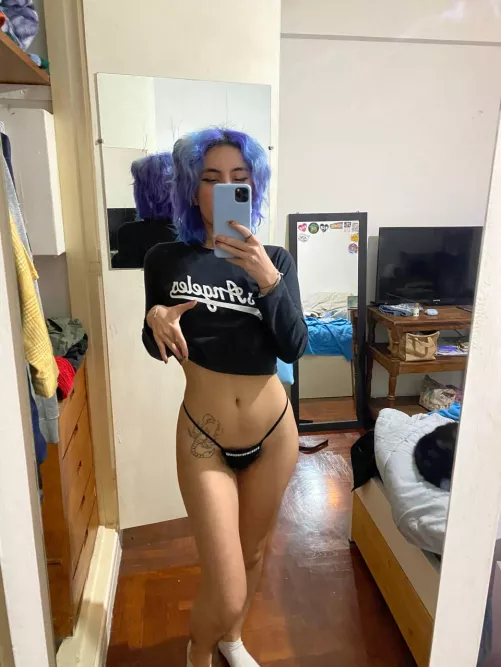 More love = More happiness  by GlitterFairy23