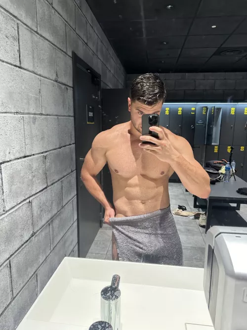 My gym bro is never there when I need him
 by realisiwak