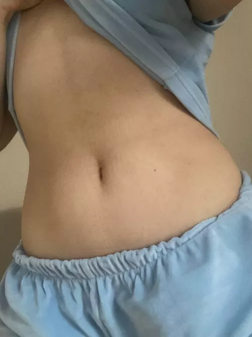 Narrow and very beautiful is my belly button by NoTrade2614