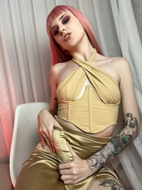 Proper dress for meeting with your parents? by Bouncing_Evil