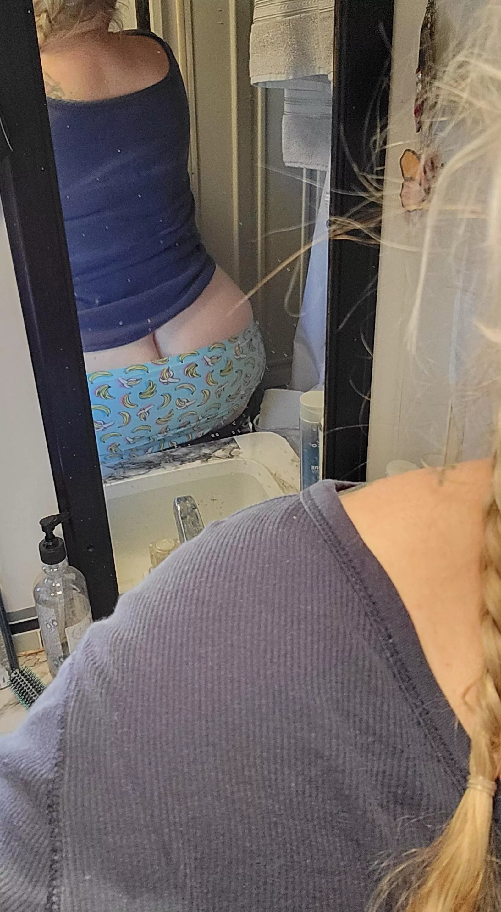 Sorry folks, half-assing it tonight... posted by TitsOhEmGee