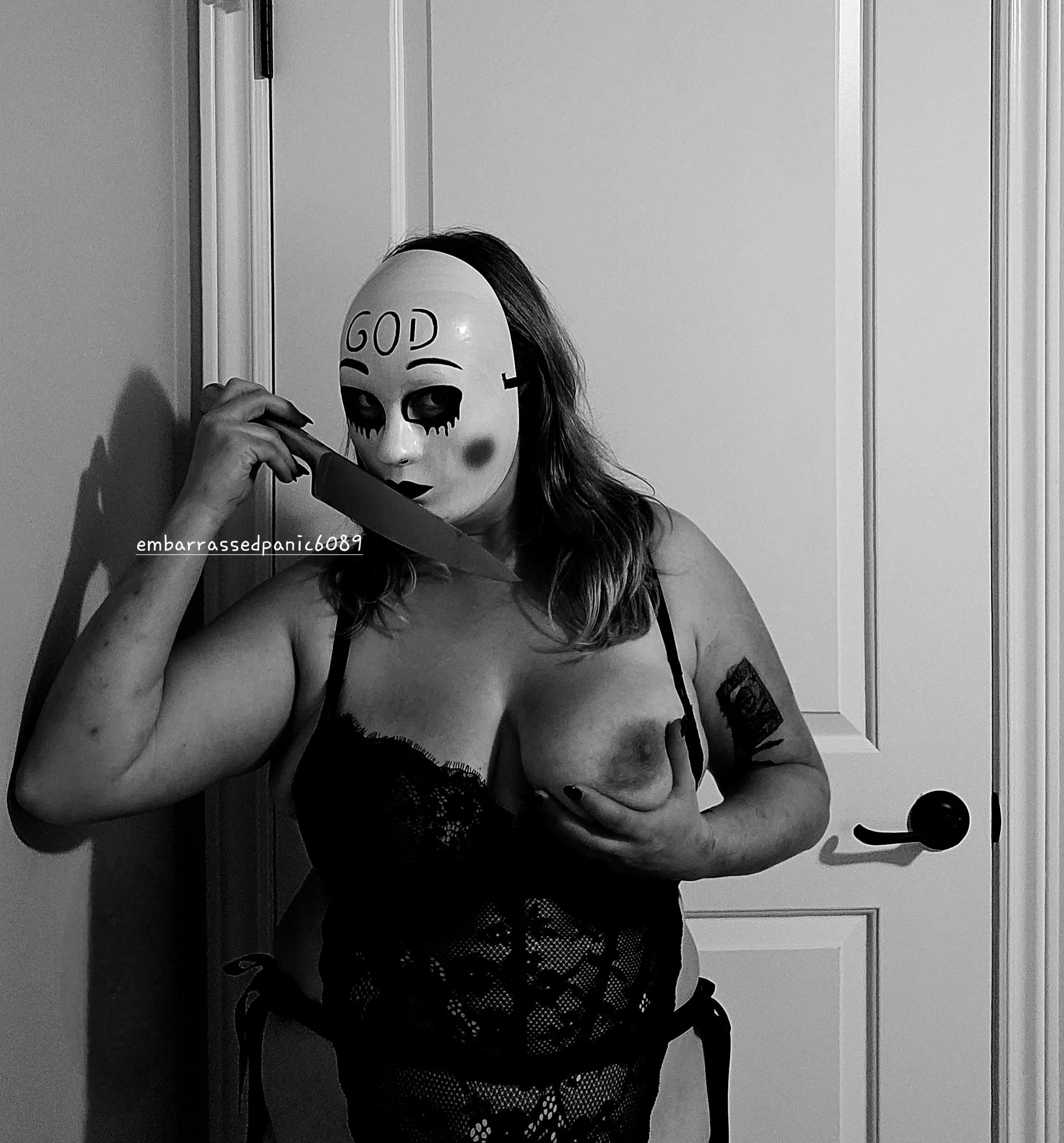 Spooky season 🎃👀 posted by EmbarrassedPanic6089