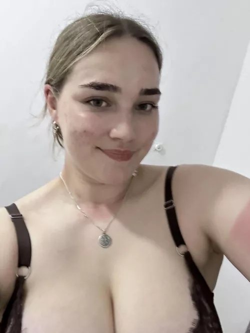 19 [F4M] #Atlanta - in GA anytime soon and need an older dadddy to pump me full with a creampie by Important-Bug7978