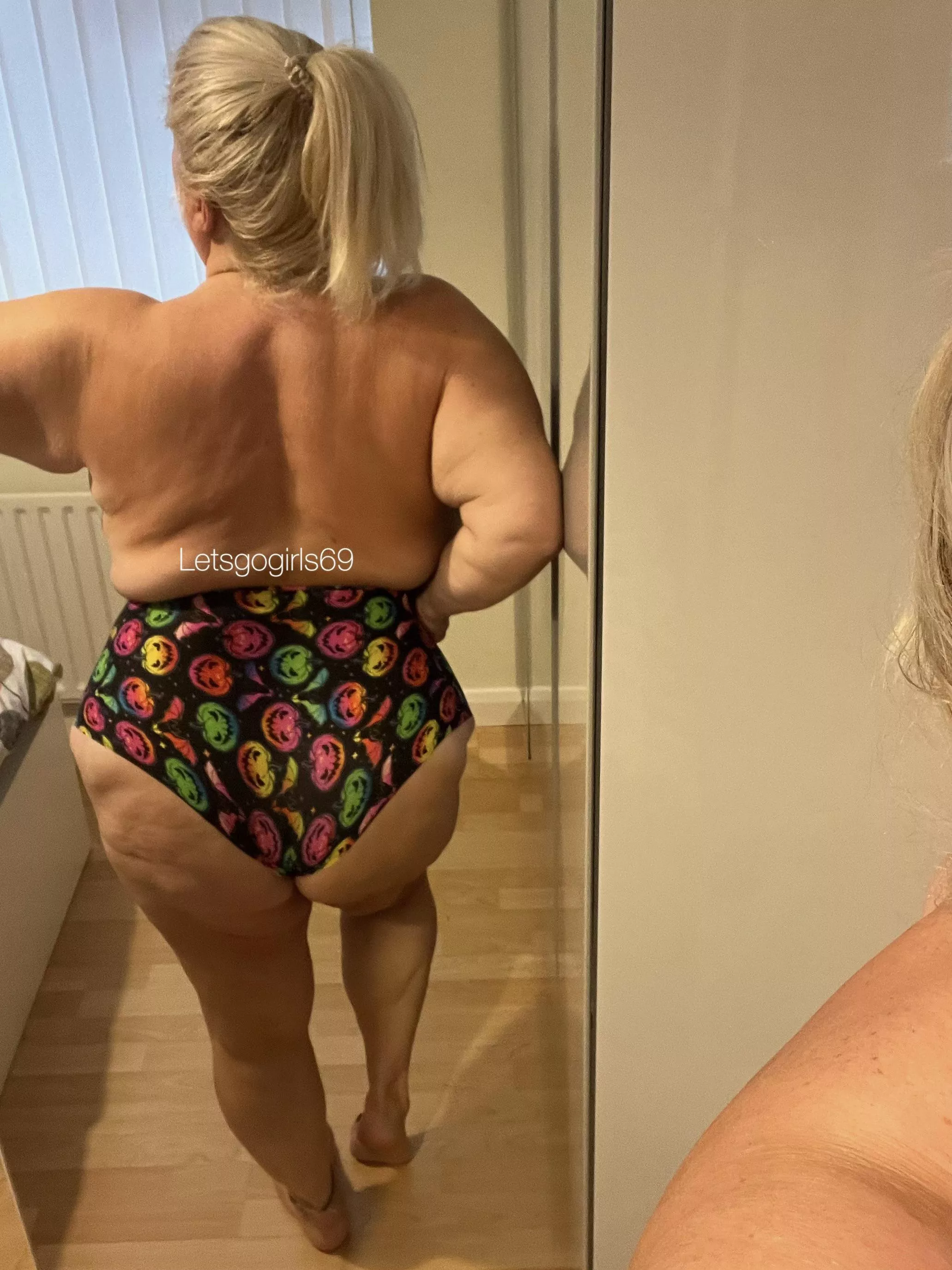 🎃2 more days to Halloween🎃 posted by Letsgogirls69